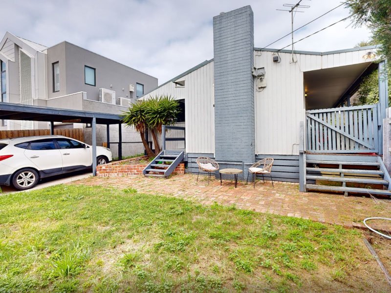 Before renovation of 2 Kalimna Street, Carrum, Vic 3197