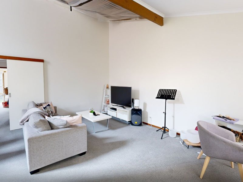 Before renovation of 25 11 Hannah Street, Cheltenham, Vic 3192