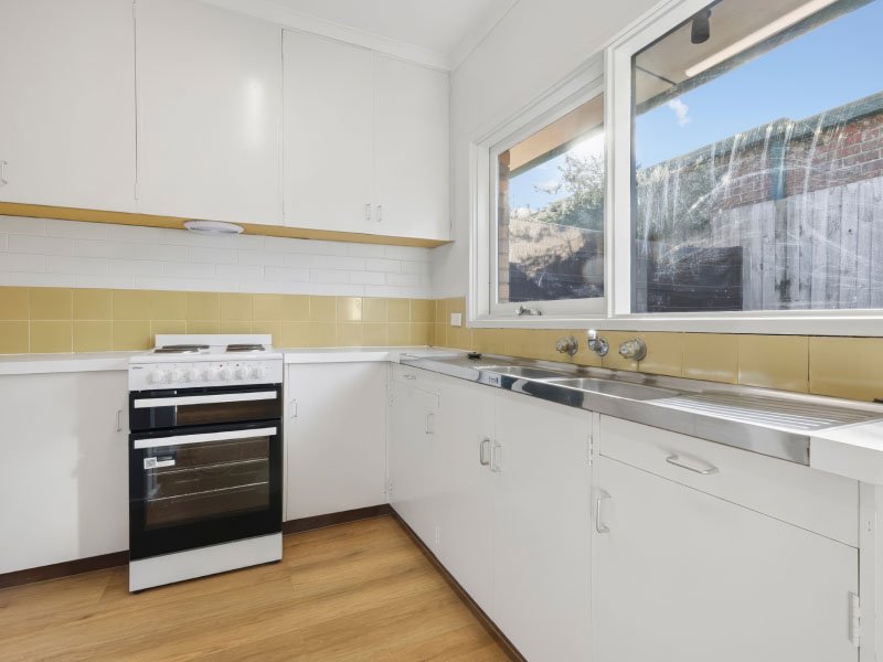 After renovation of 7 19-21 Fairway ST, Frankston, VIC 3199