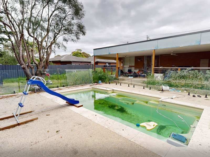 Before renovation of 204 Frankston Flinders Road, Frankston South, Vic 3199