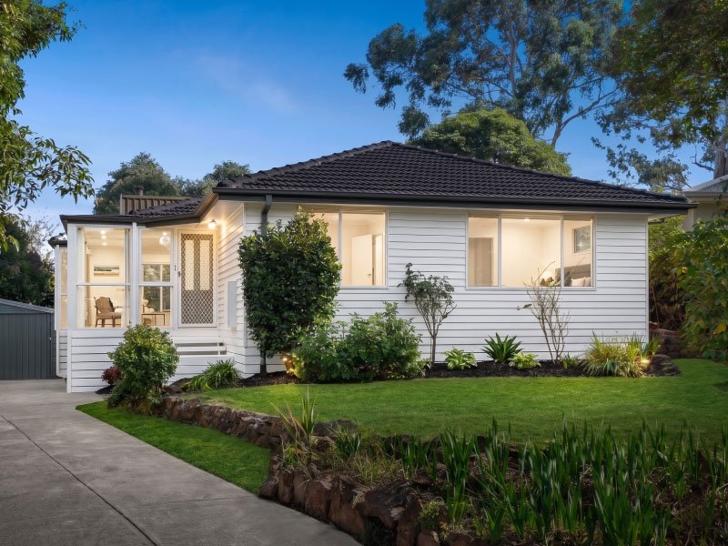 After Renovation of 6 Adina Close, Bayswater North