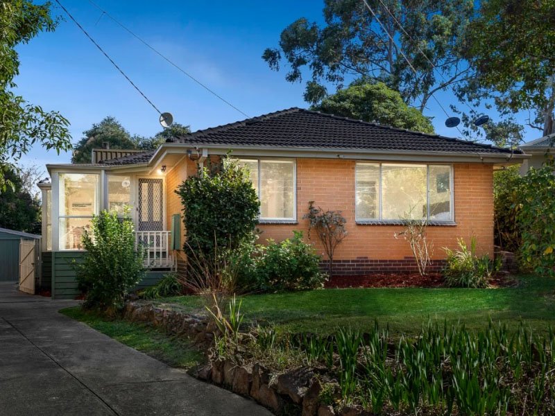 Before Renovation of 6 Adina Close, Bayswater North