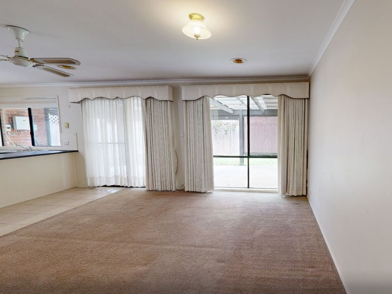 Before renovation of 9 Jason Close Berwick, VIC 3806