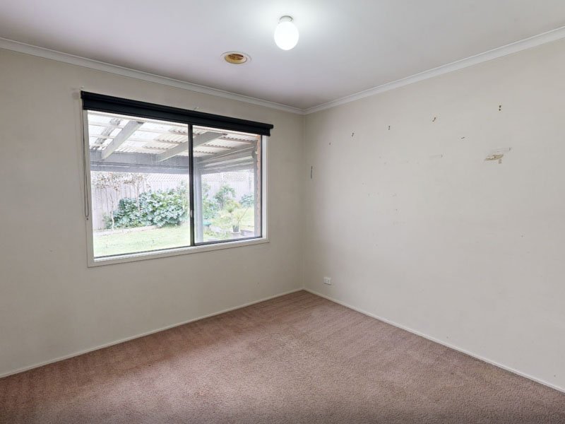 Before renovation of 9 Jason Close Berwick, VIC 3806