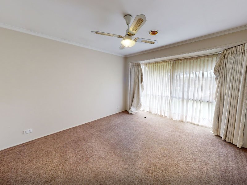 Before renovation of 9 Jason Close Berwick, VIC 3806